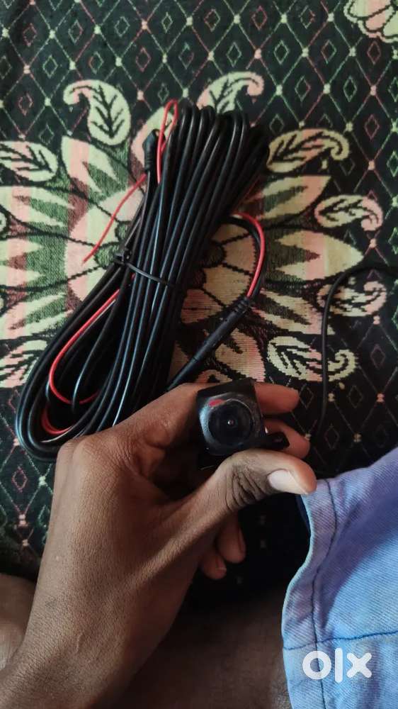 Backup Camera with 33 Ft 2.5mm Male to 4 Mini Pin Backup