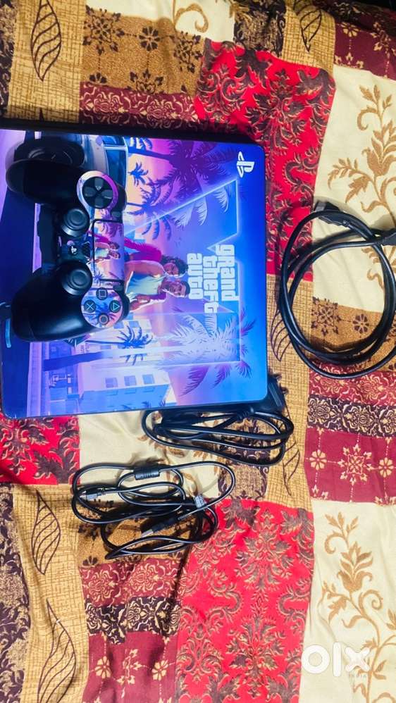 PS4 Slim  Excellent Condition  With Controller