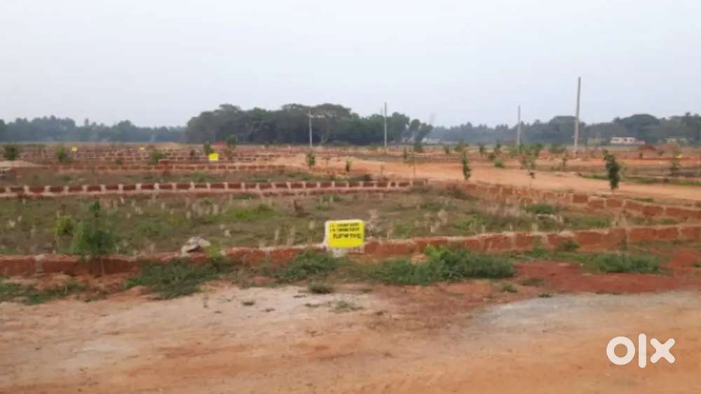 Gated community gharabari Boundary wall plot sale in Gudiapokhari