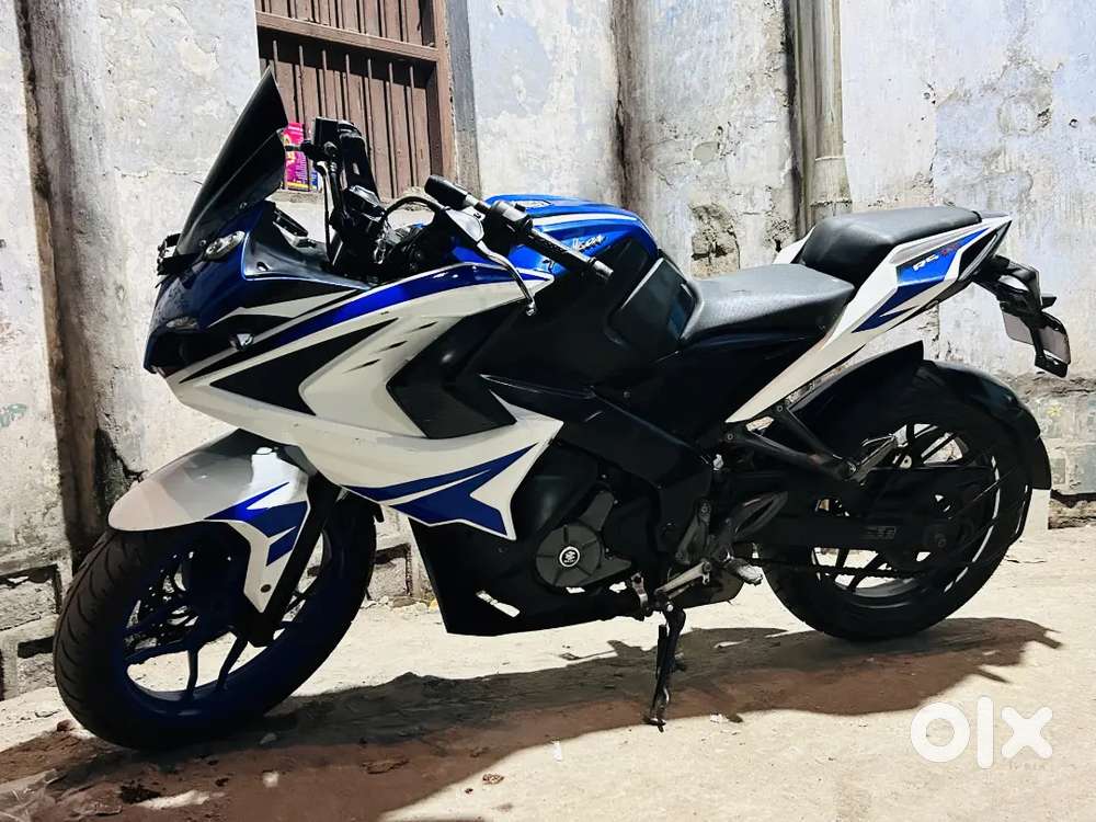 condition gadi mein Koi bhi prakar ka Kam nahin Hai gadi first owner