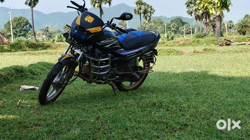 Super splendor self start bike hai best condition