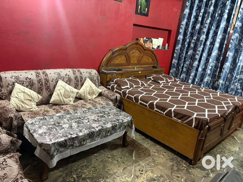 .	1 Room Set in Sarwal – Bed + Curtains Included – ₹9000