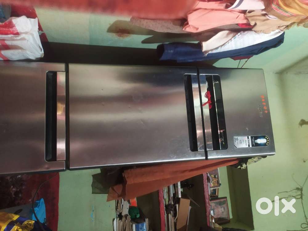 Whirlpool proton triple door refrigerator