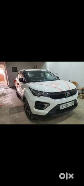Tata Nexon White rental for barat shadi and all