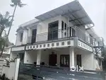 1 BHK 1st floor house for Lease family only