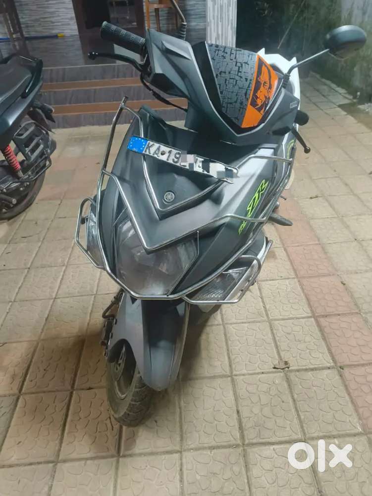 Yamaha ZR 125 excellent condition