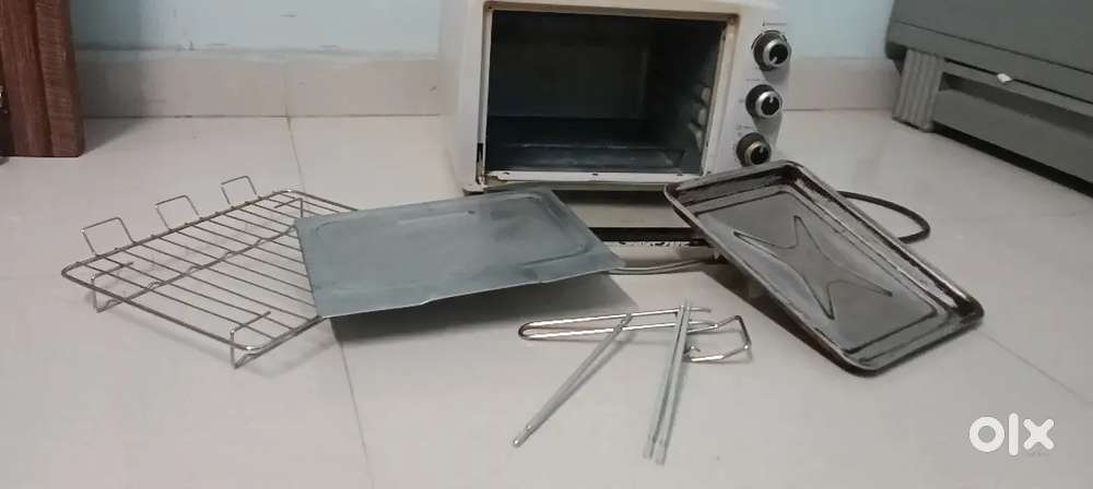 Bajaj Majesty 1603 T Oven Toaster Grill (OTG).