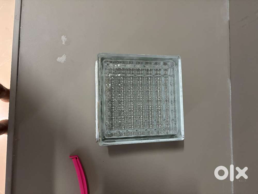 Glass bricks for wall decorations