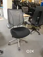 Human Scale Boss Chair