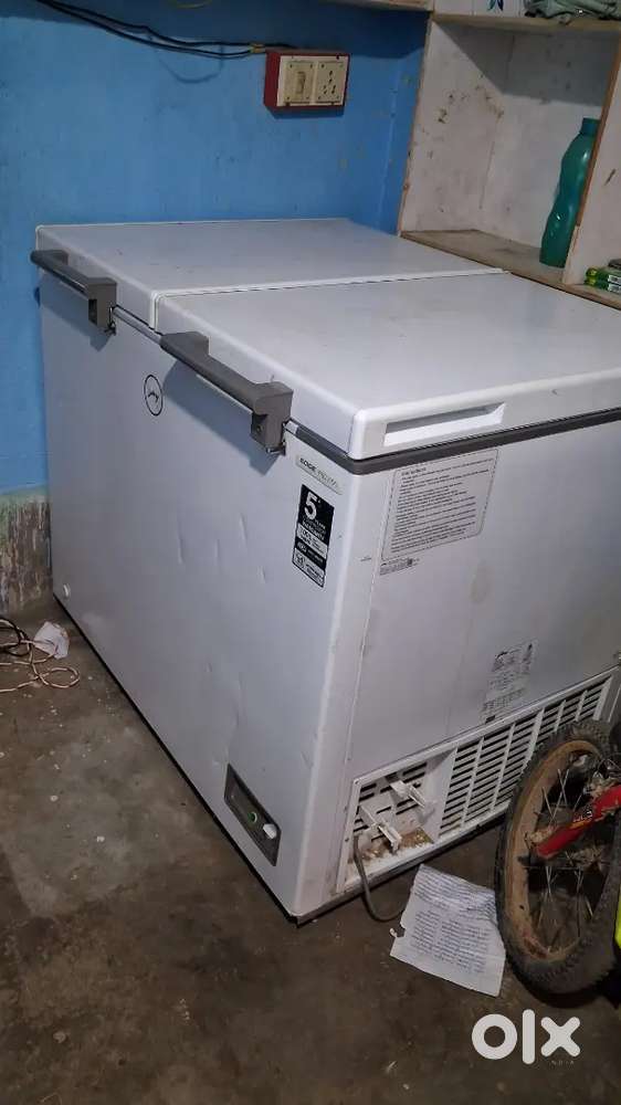 Godrej dip freezer