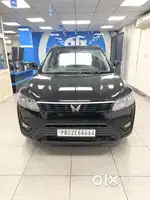 Mahindra XUV300 W4, 2024, Petrol