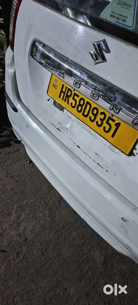 Driver required Jo Azadpur ke aaspaas rahata hoga