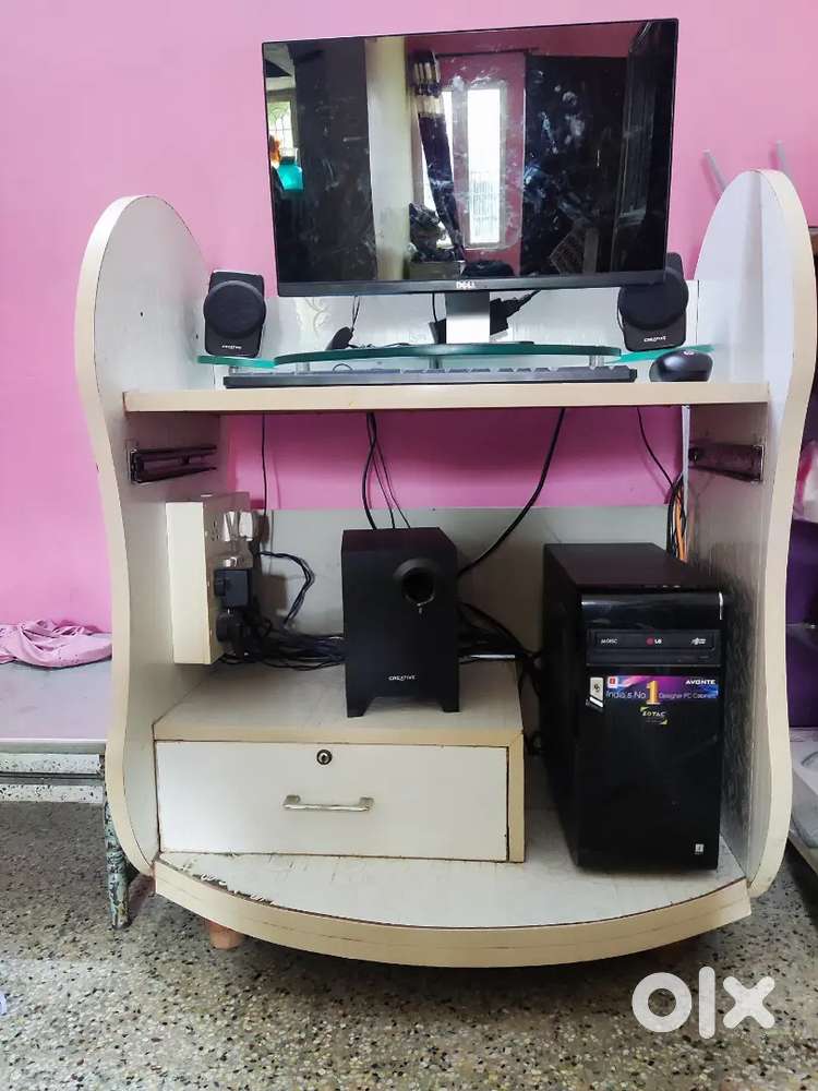Computer Table