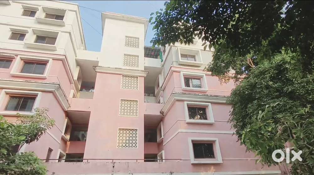2 BHK Semi Furnished Flat Available For Rent For Family