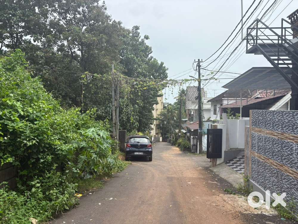 8 cent land for sale Kakkanad Kollamkudimugal