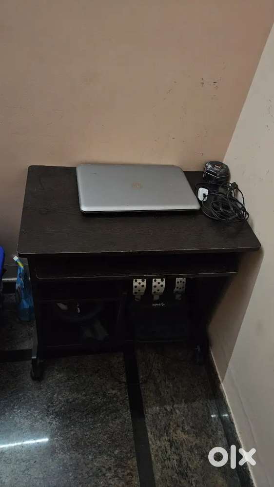 WORK FROM HOME COMPUTER TABLE FOR SALE