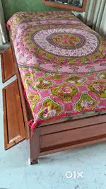 Pure segun Wood box Divan on sell
