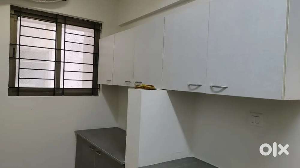 Ozone Urbana Aqua 2BHK Flat Available for Rent