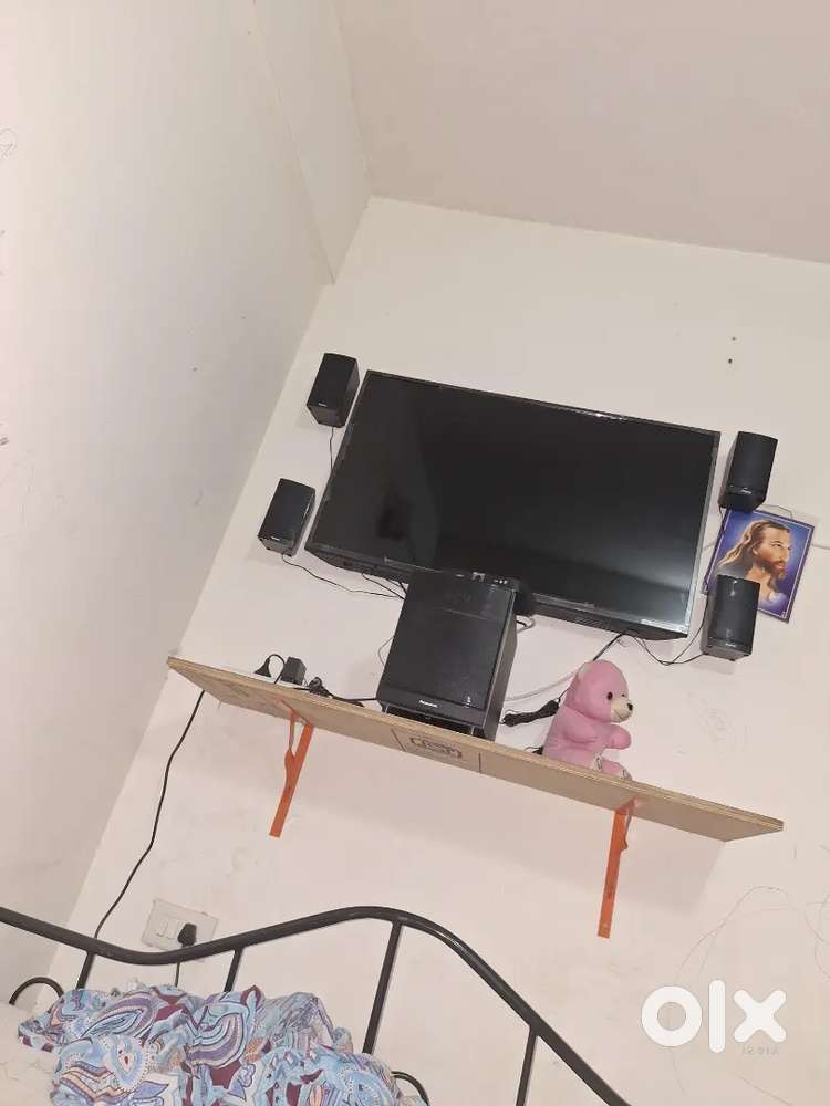 Sparingly used Sony TV Model No. Sony Led KD-43X75L