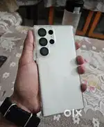 Samsung' s23 ultra only 9 month old with bill box warranty