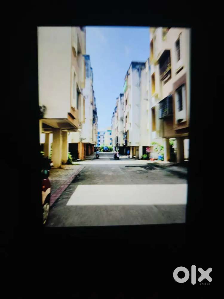 1bhk apartment near IGKC hospital. Required one female roommate