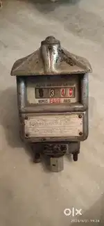 Rustic distress antique auto rickshaw meter