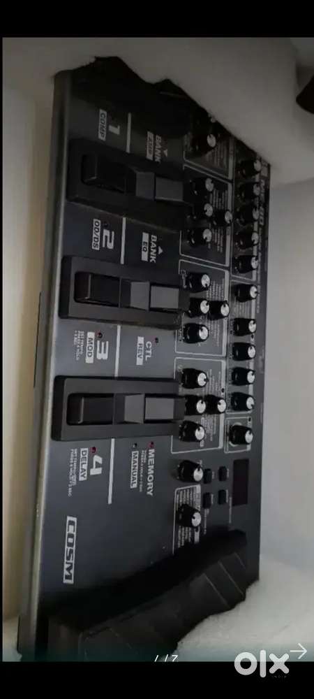 BOSS ME 80 Guitar processor