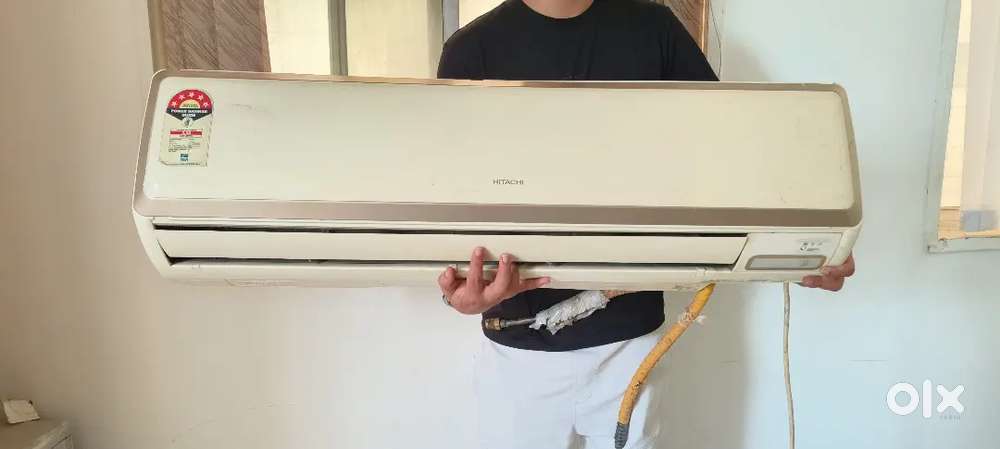 5 Star Hitachi AC 2 ton with Stabilizer