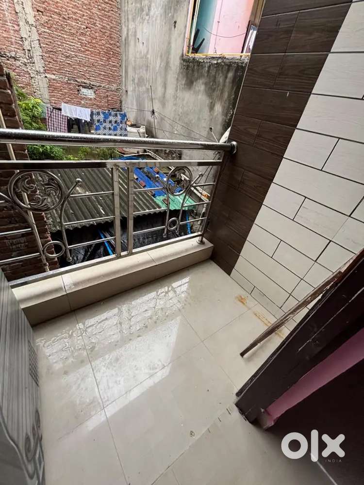 2 BHK SEMI FURNISHED IN NEW ASHOK NAGAR