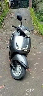 Honda activa 2011 model 2nd owner