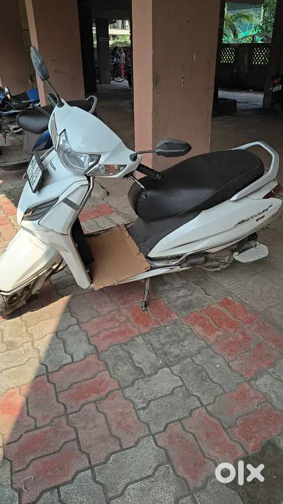 Activa 6g  12444km chali he abhi tak..