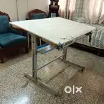 Adjustable Drafting table
