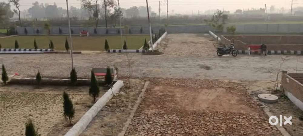 Police headquarters se 8km ki duri par plot le turant registry aur
