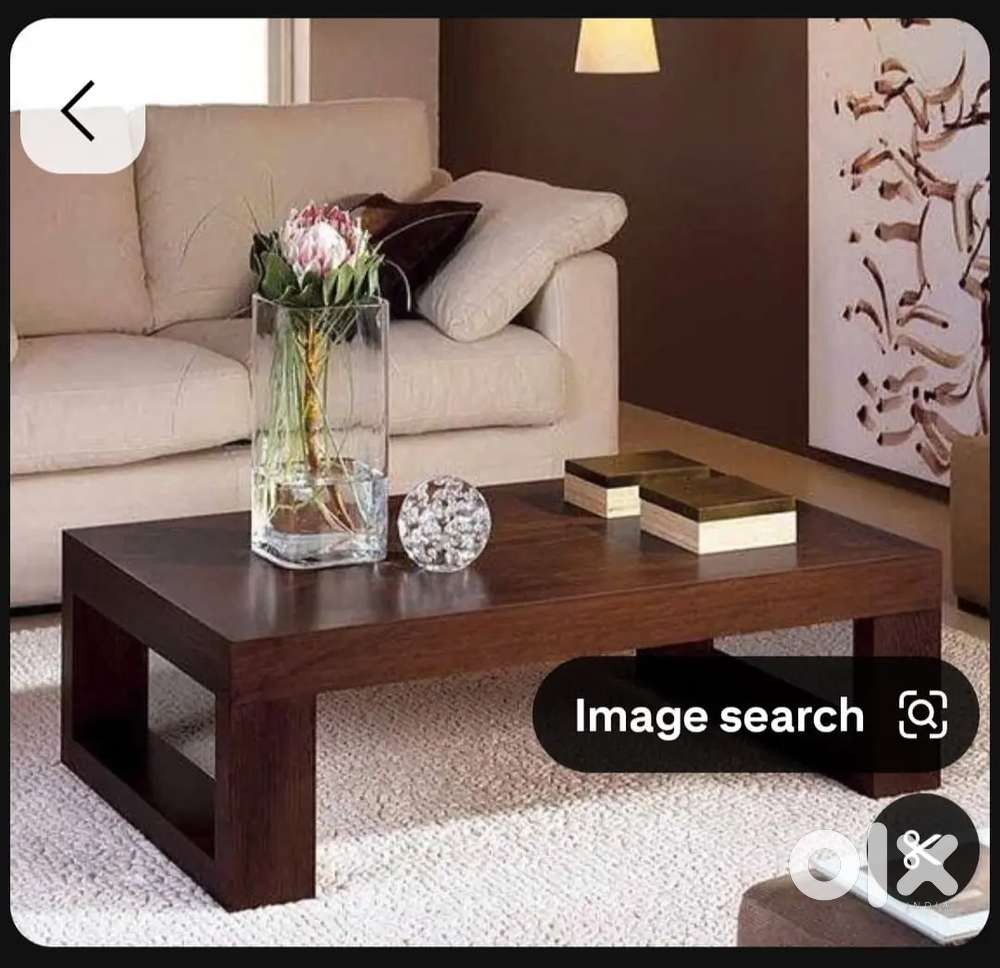 Sales exicutive female