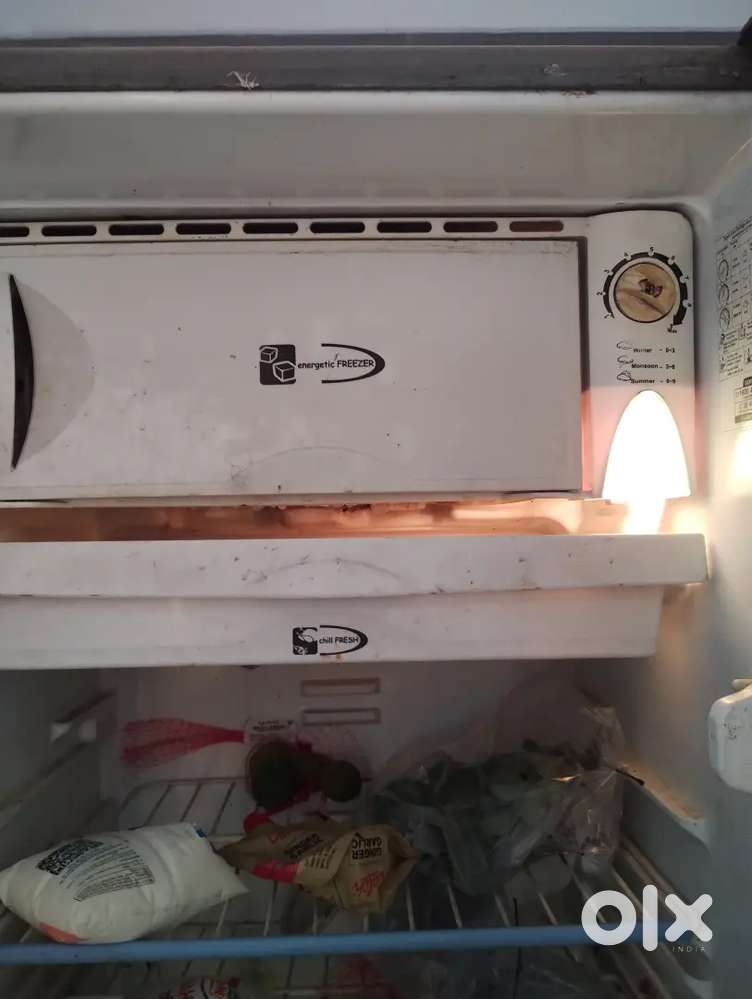 Fridge Videocon medium size