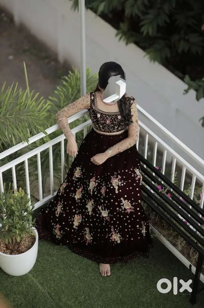 Customized Bridal Lehanga For Sale.