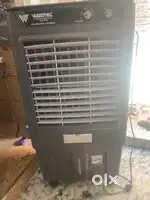 Cooler 1 months old 1 year warranty