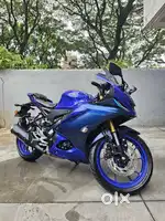 YAMAHA YZF R15 V4
