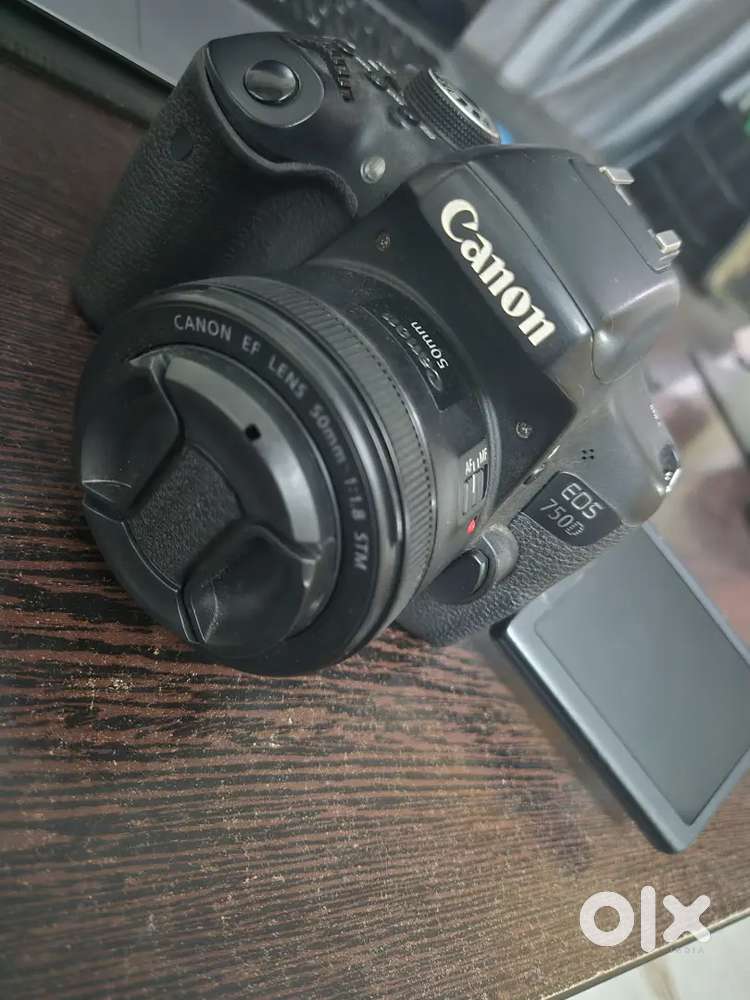 Canon 750d dslr camera