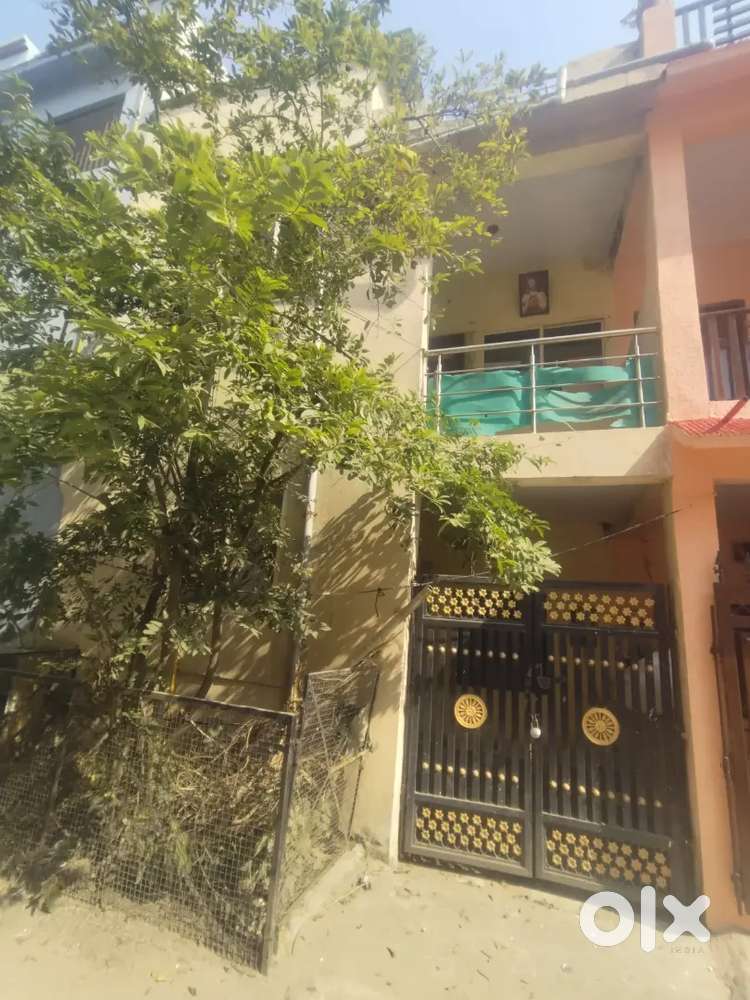 House' for sale 600 duplex