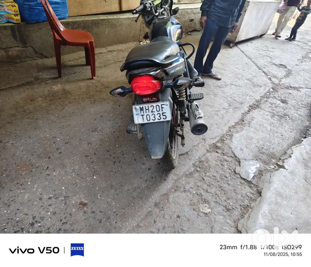 Bike me koi kam nhi h smoth engine hai