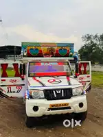 Mahindra bolero pik up 1.7