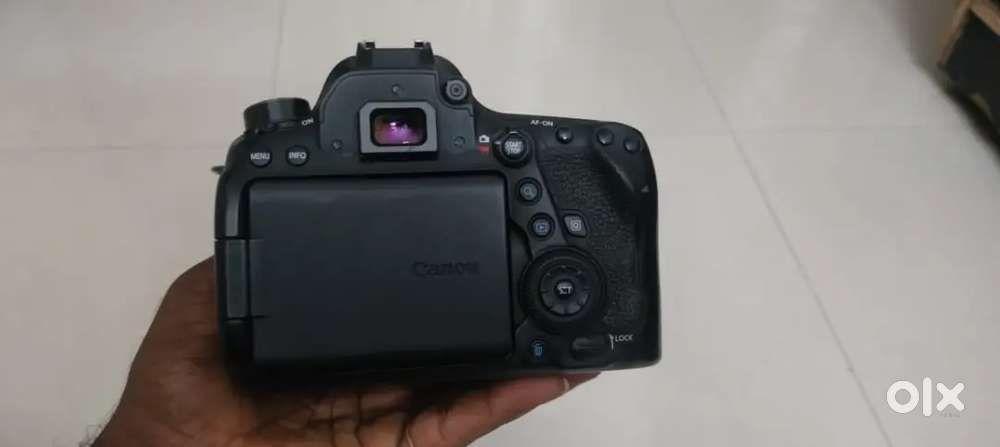 6D Camera body 85mm lens Shutter count 40 
Battery,
Charger & Bag