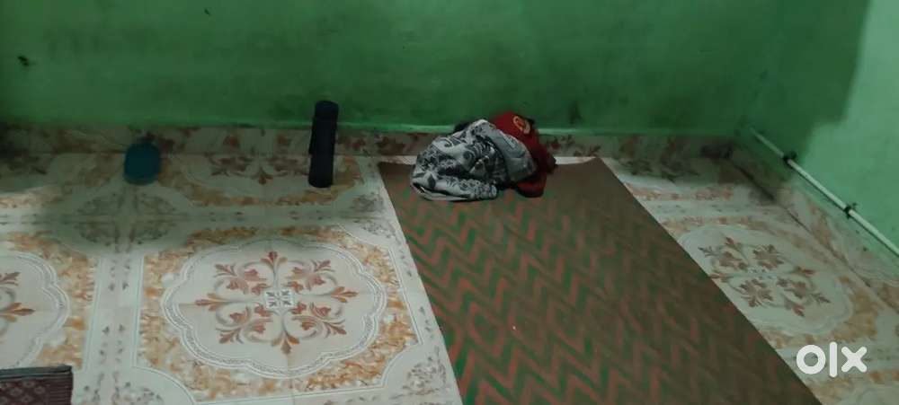 Roommate boys. Rent   2200