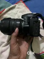 DSLR Nikon D3200 18/105 lens