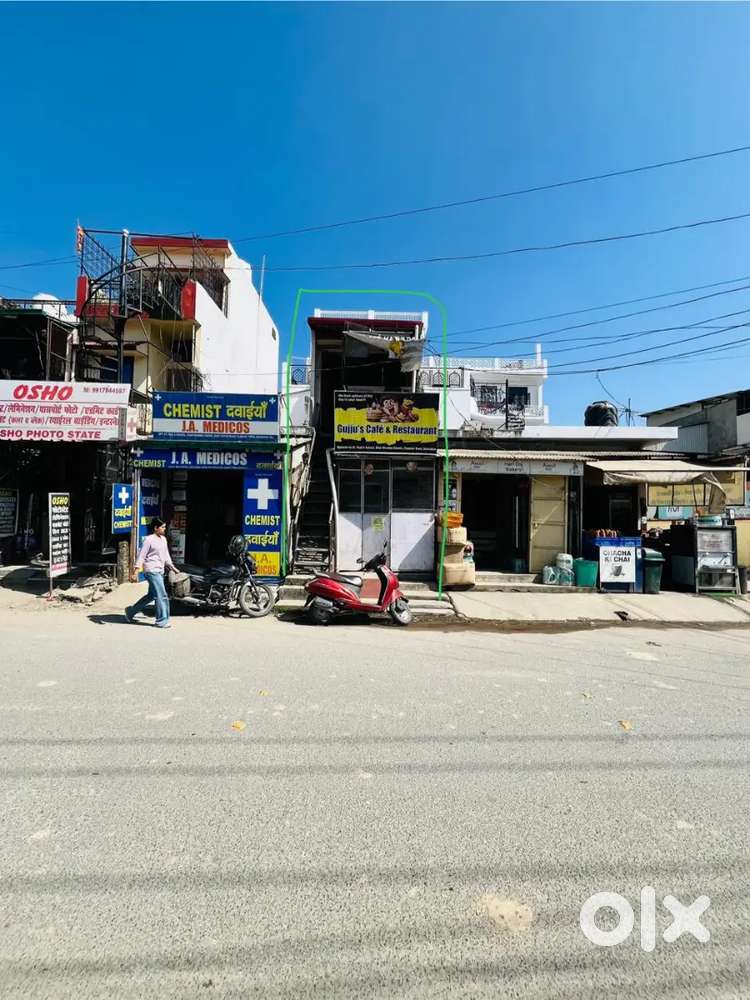 Shop available for Rent