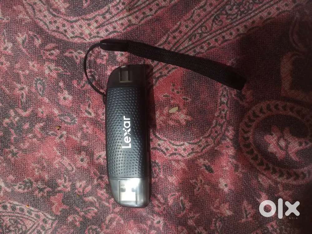 Lexar card reader