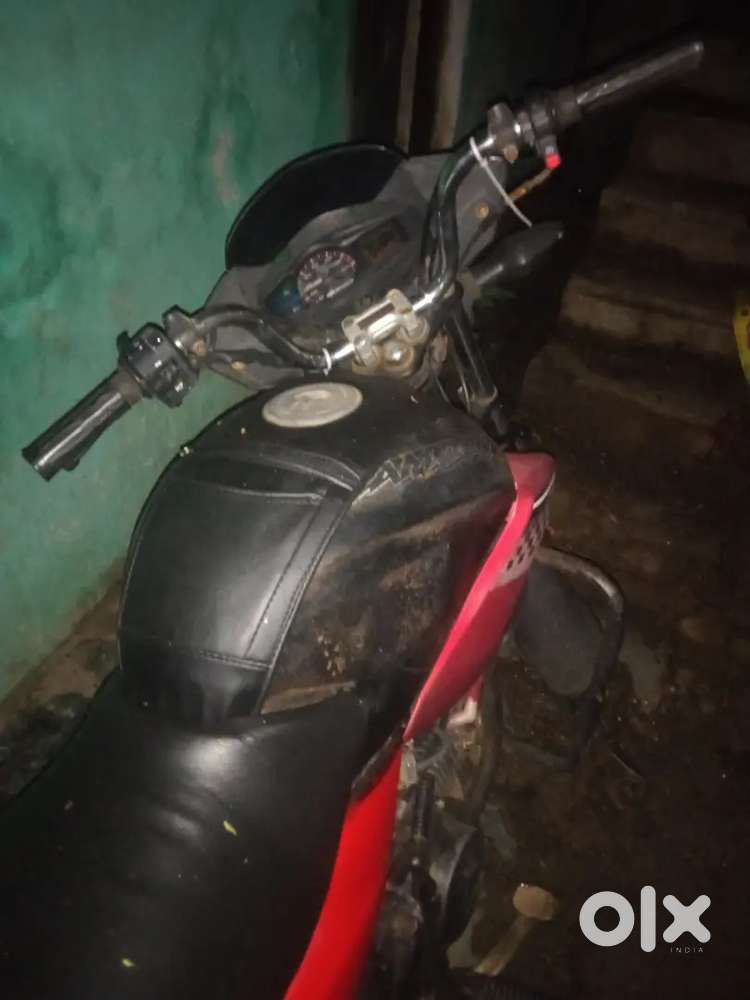 Glamour vehicle 2012 full condition full condition silk