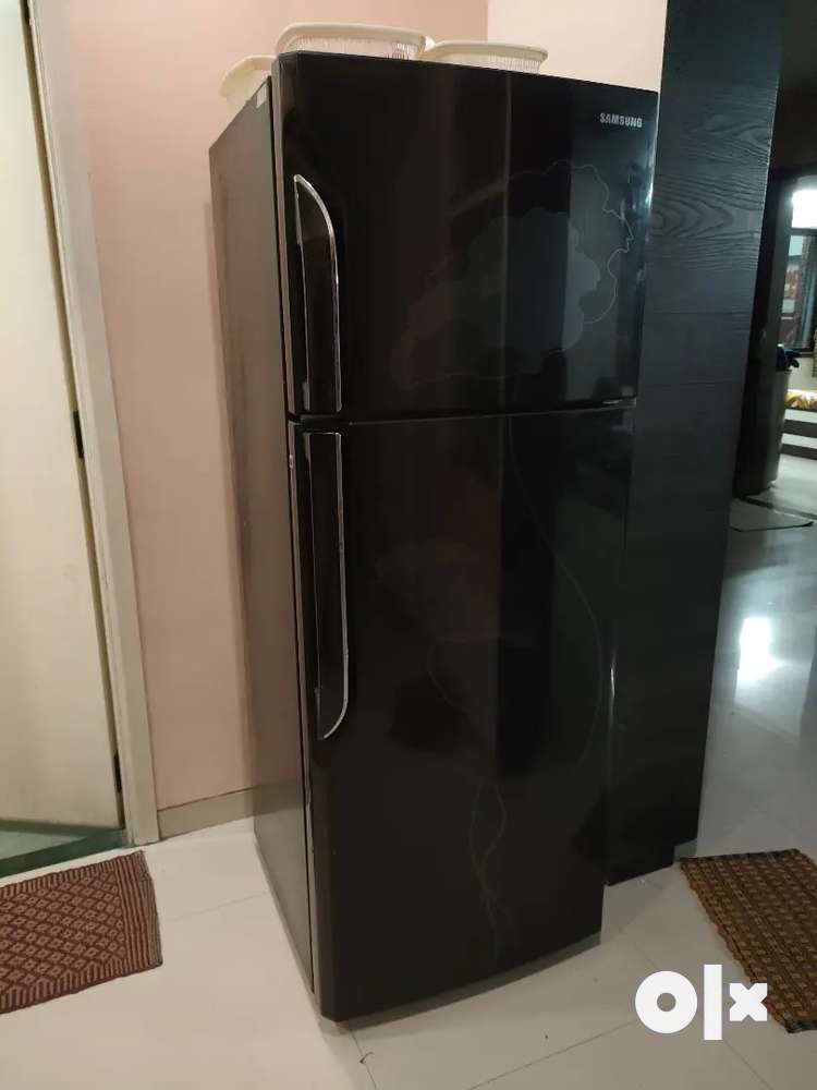 Selling double door Samsung Refrigerator at good condition