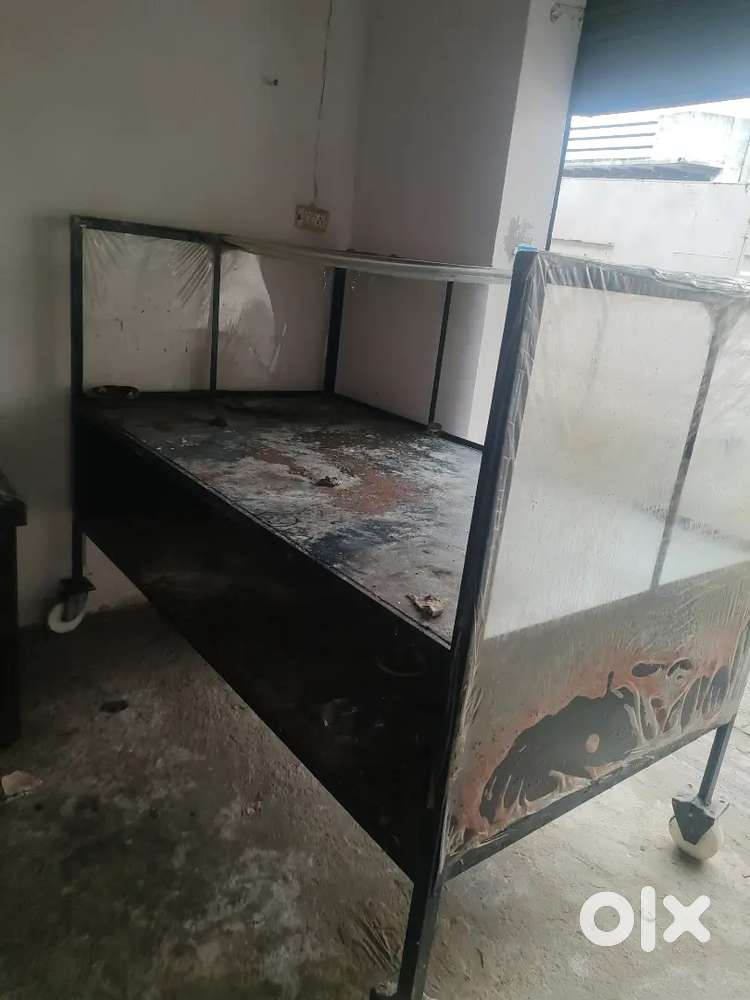 Food counter
